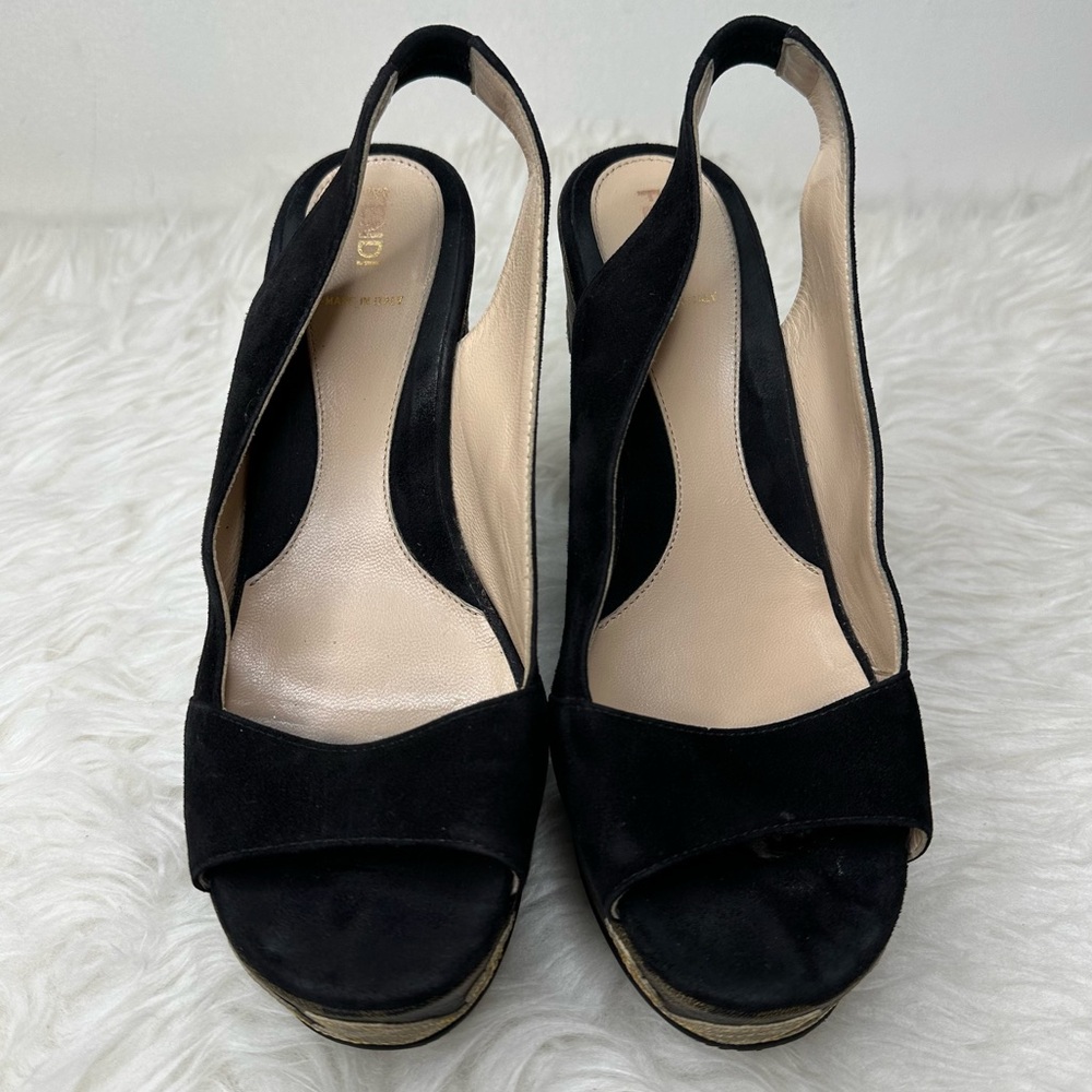 Fendi Women’s Suede Zucca Appliqued Wedge
Platform Slingback Sandals Size 39 - Picture 2 of 14
